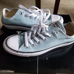 NWOT Converse allstar shoes